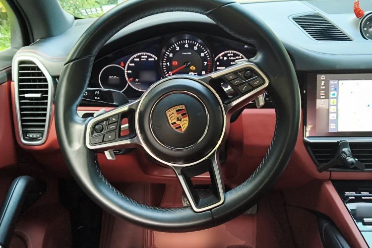 Used Porsche Cayenne 2019 Cayenne 3.0T Steering Wheel