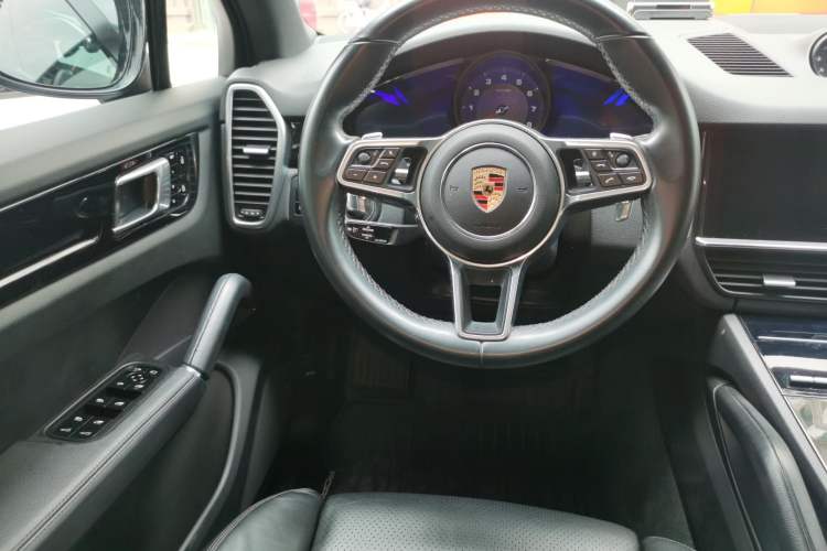 Used Porsche Cayenne 2019 Cayenne 3.0T Steering Wheel