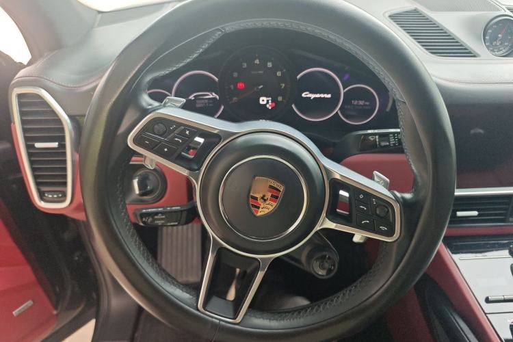 Used Porsche Cayenne 2019 Cayenne 3.0T Steering Wheel