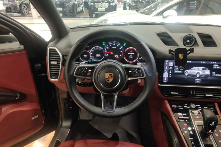 Used Porsche Cayenne 2019 Cayenne 3.0T Steering Wheel