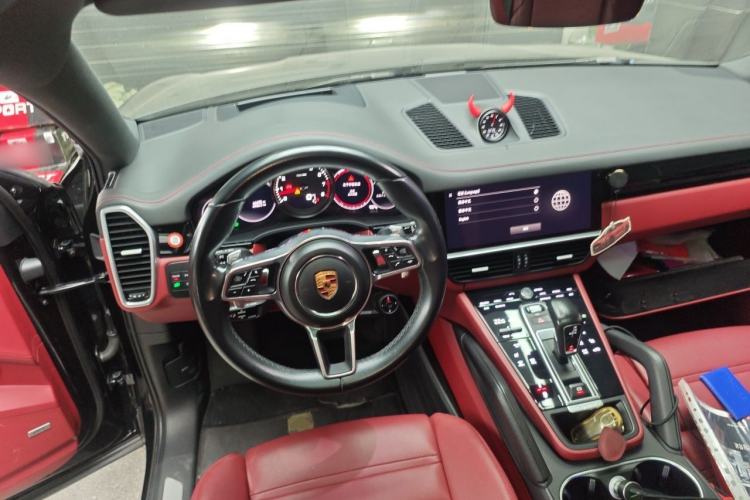 Used Porsche Cayenne 2019 Cayenne Coupé 3.0T Steering Wheel