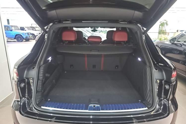 Used Porsche Cayenne 2019 Cayenne 3.0T Trunk