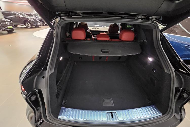 Used Porsche Cayenne 2019 Cayenne 3.0T Trunk