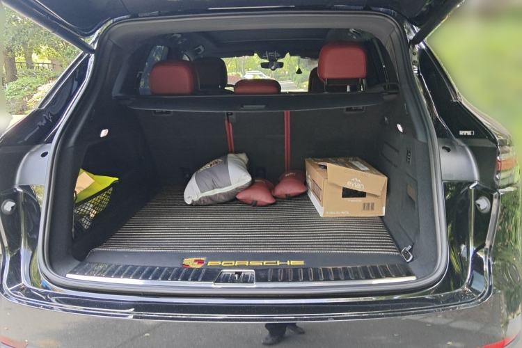 Used Porsche Cayenne 2019 Cayenne 3.0T Trunk