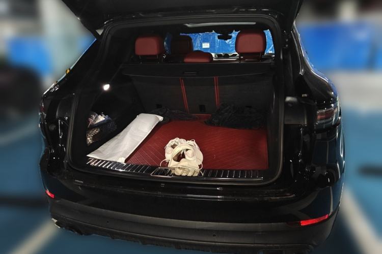 Used Porsche Cayenne 2019 Cayenne 3.0T Trunk