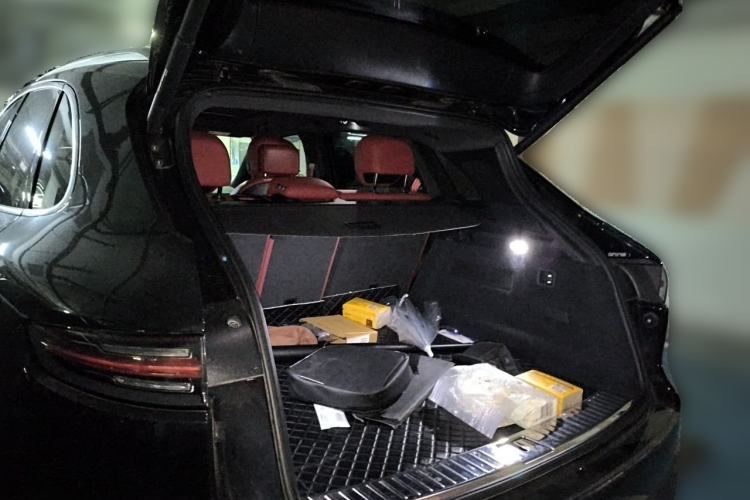 Used Porsche Cayenne 2019 Cayenne 3.0T Trunk