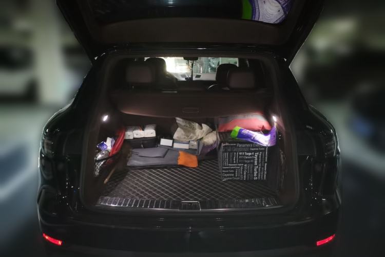 Used Porsche Cayenne 2019 Cayenne 3.0T Trunk