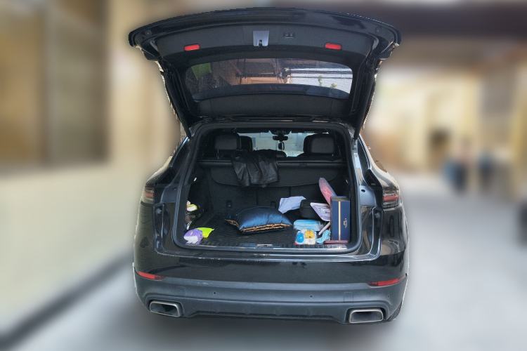 Used Porsche Cayenne 2019 Cayenne 3.0T Trunk