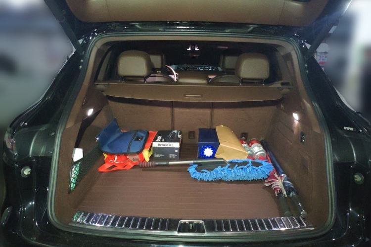 Used Porsche Cayenne 2019 Cayenne 3.0T Trunk