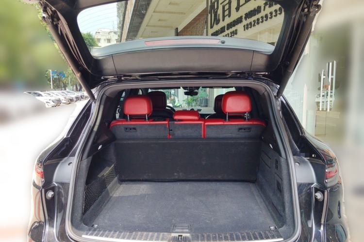 Used Porsche Cayenne 2019 Cayenne 3.0T Trunk