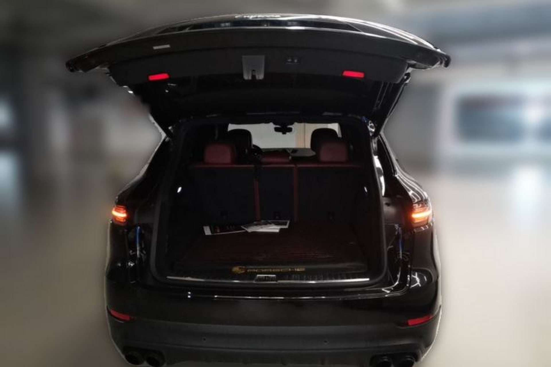 Used Porsche Cayenne 2019 Cayenne 3.0T Trunk