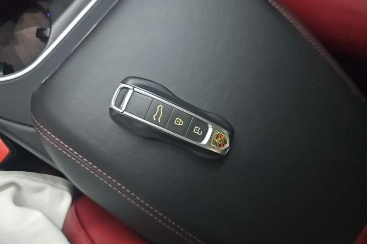 Used Porsche Cayenne 2019 Cayenne 3.0T Vehicle Key