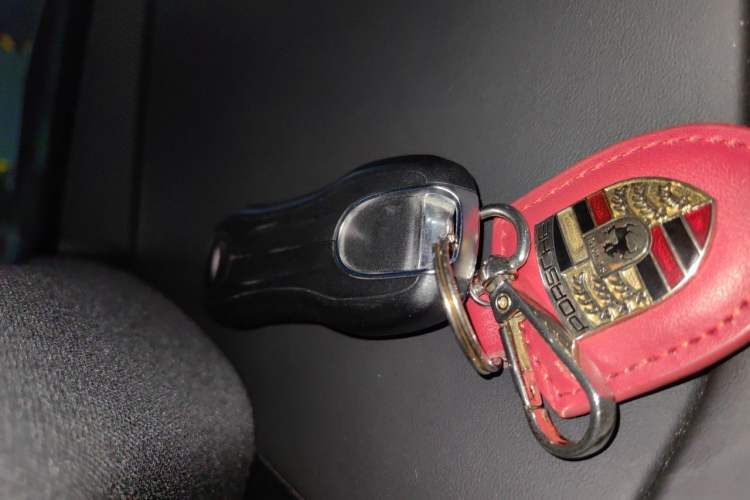 Used Porsche Cayenne 2019 Cayenne 3.0T Vehicle Key