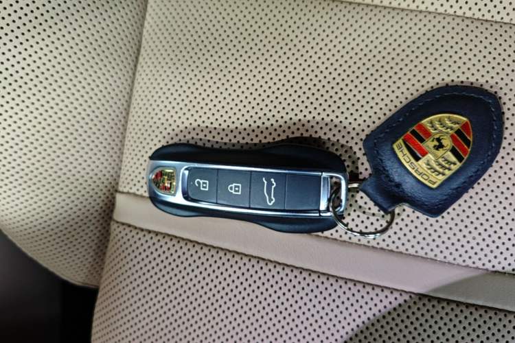 Used Porsche Cayenne 2019 Cayenne 3.0T Vehicle Key