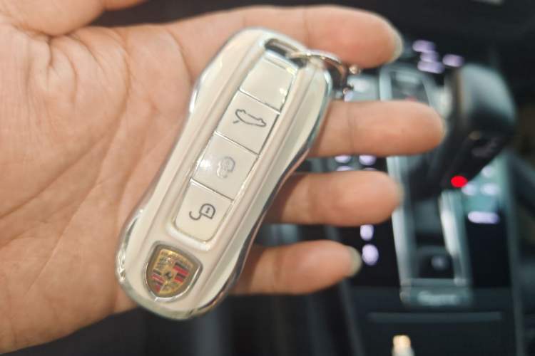 Used Porsche Cayenne 2019 Cayenne 3.0T Vehicle Key