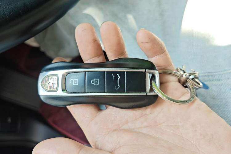 Used Porsche Cayenne 2019 Cayenne 3.0T Vehicle Key