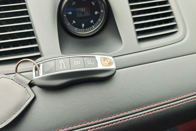 Used Porsche Cayenne 2019 Cayenne 3.0T Vehicle Key