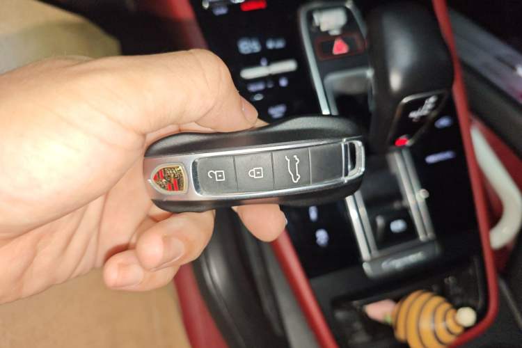 Used Porsche Cayenne 2019 Cayenne 3.0T Vehicle Key