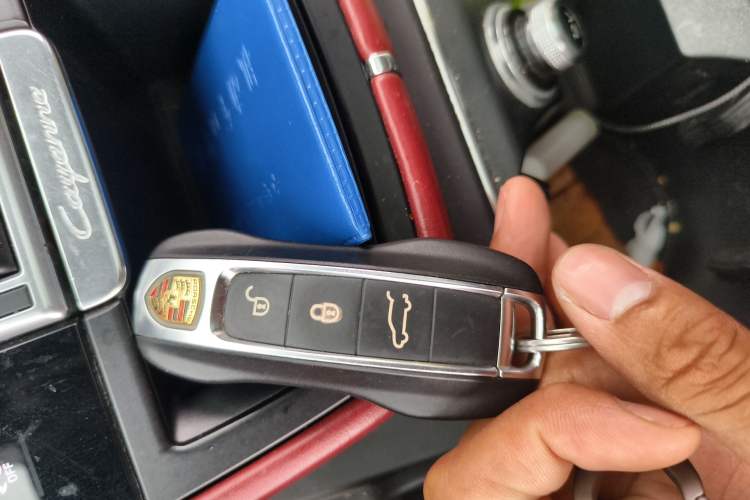 Used Porsche Cayenne 2019 Cayenne 3.0T Vehicle Key