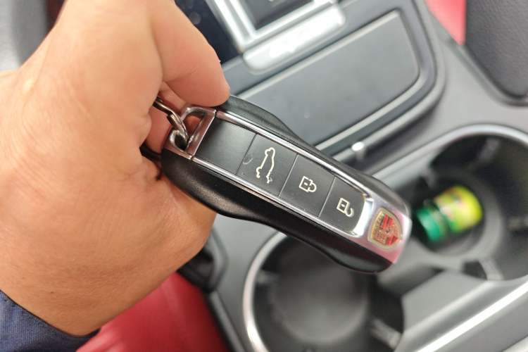 Used Porsche Cayenne 2019 Cayenne 3.0T Vehicle Key
