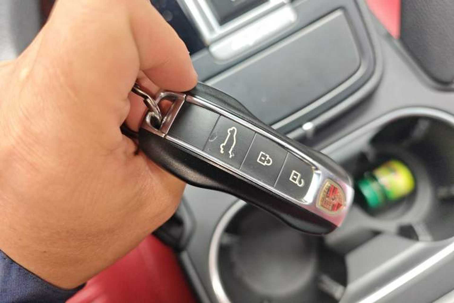 Used Porsche Cayenne 2019 Cayenne 3.0T Vehicle Key