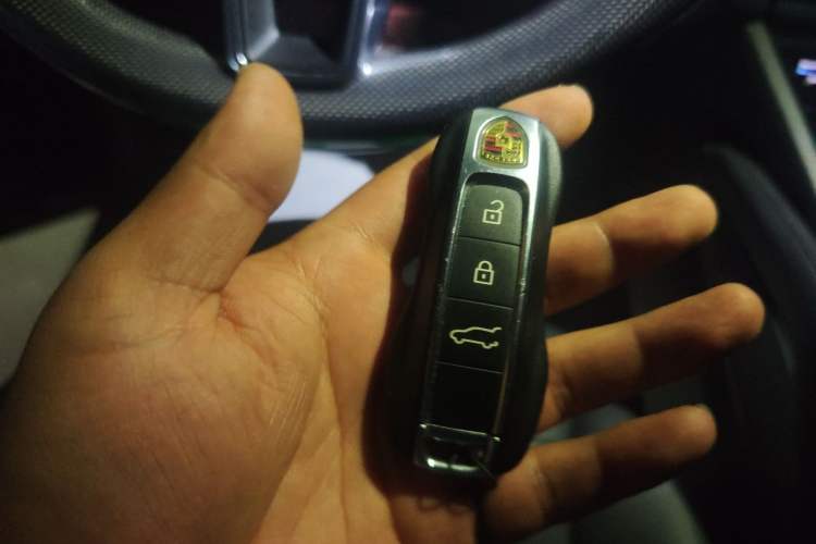 Used Porsche Cayenne 2019 Cayenne 3.0T Vehicle Key