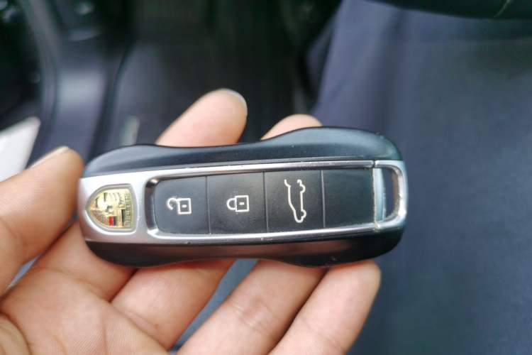 Used Porsche Cayenne 2019 Cayenne 3.0T Vehicle Key