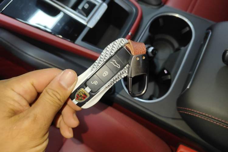 Used Porsche Cayenne 2019 Cayenne 3.0T Vehicle Key