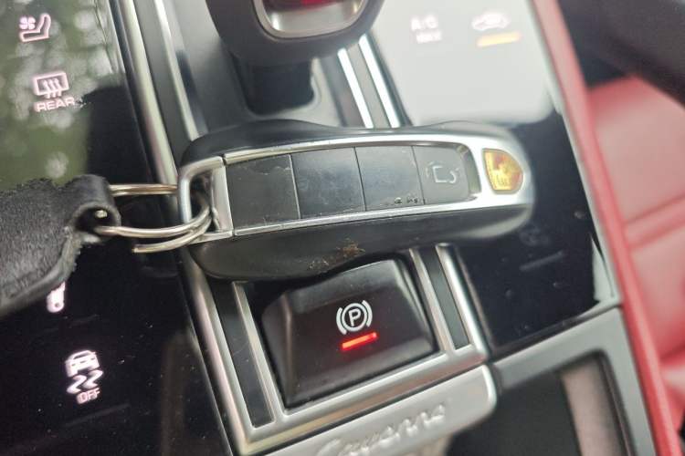 Used Porsche Cayenne 2019 Cayenne 3.0T Vehicle Key