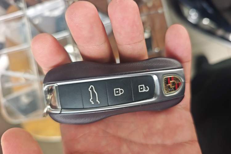 Used Porsche Cayenne 2019 Cayenne 3.0T Vehicle Key
