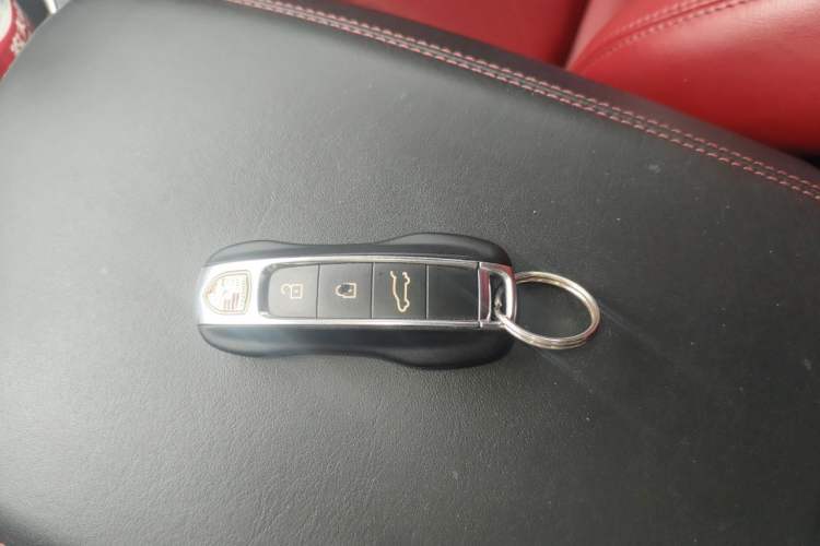 Used Porsche Cayenne 2019 Cayenne 3.0T Vehicle Key