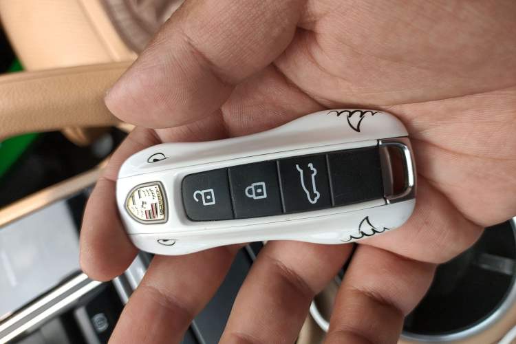 Used Porsche Cayenne 2019 Cayenne 3.0T Vehicle Key