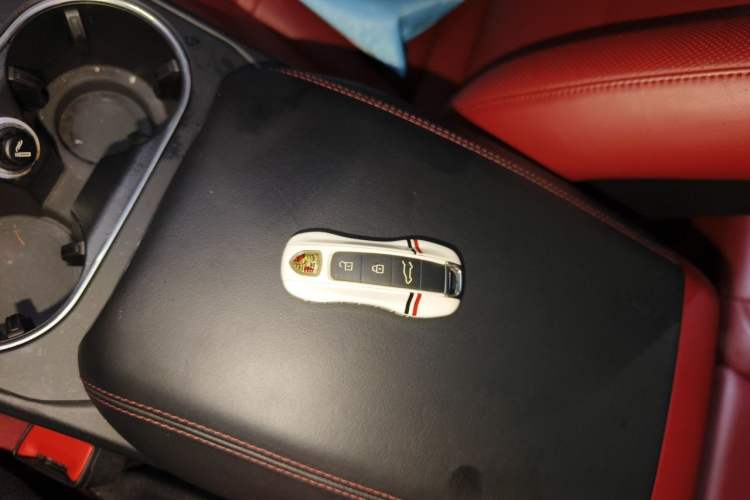 Used Porsche Cayenne 2019 Cayenne 3.0T Vehicle Key
