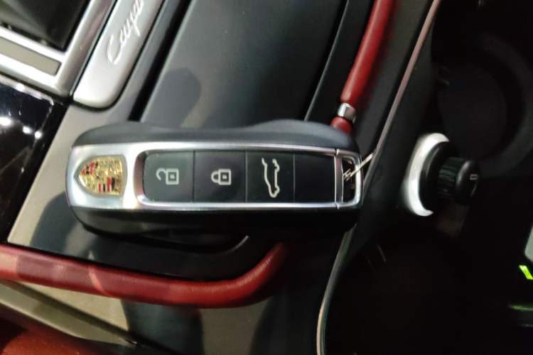 Used Porsche Cayenne 2019 Cayenne 3.0T Vehicle Key
