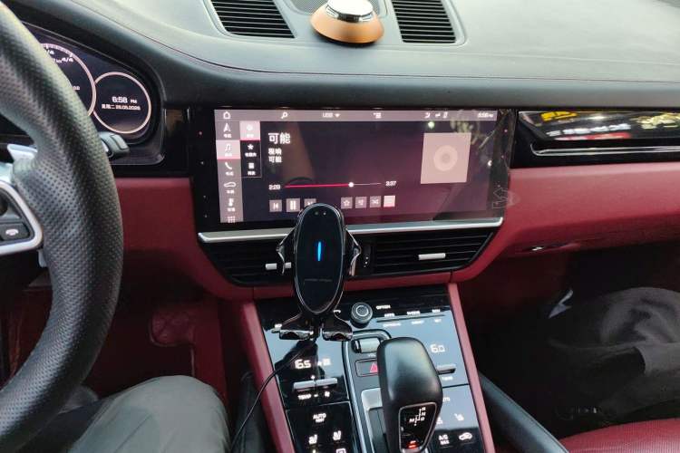 Used Porsche Cayenne 2019 Cayenne 3.0T Audio And AC Panel