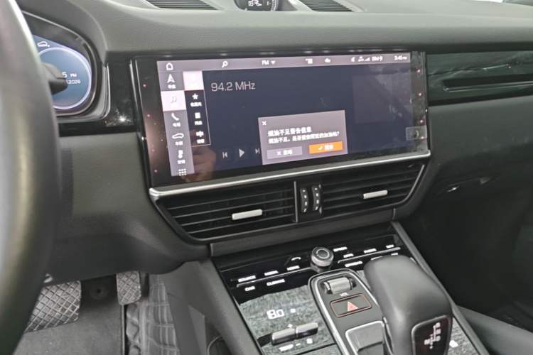 Used Porsche Cayenne 2019 Cayenne 3.0T Audio And AC Panel