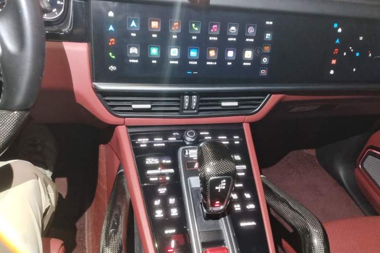 Used Porsche Cayenne 2019 Cayenne 3.0T Audio And AC Panel
