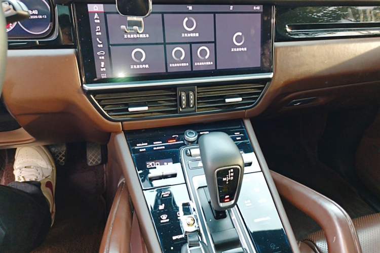 Used Porsche Cayenne 2019 3.0T Audio And AC Panel