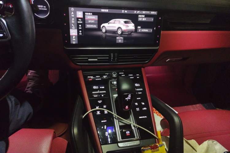 Used Porsche Cayenne 2019 Cayenne 3.0T Audio And AC Panel