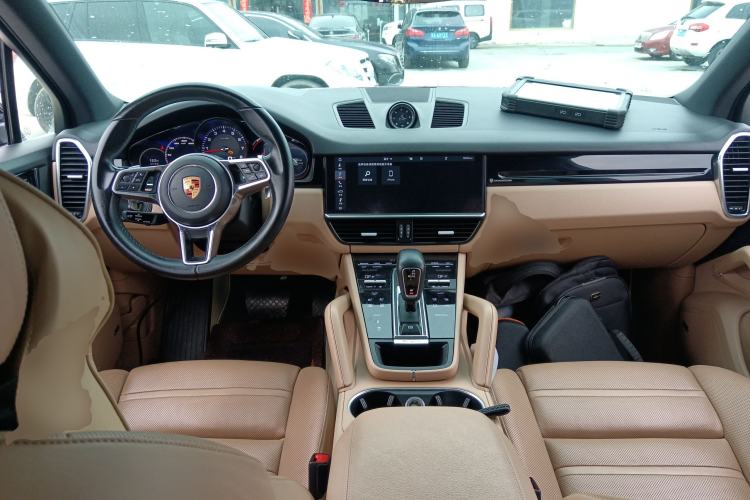 Used Porsche Cayenne 2019 Cayenne 3.0T Center Console