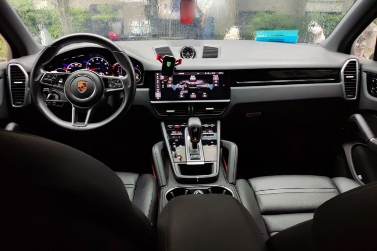 Used Porsche Cayenne 2019 Cayenne 3.0T Center Console