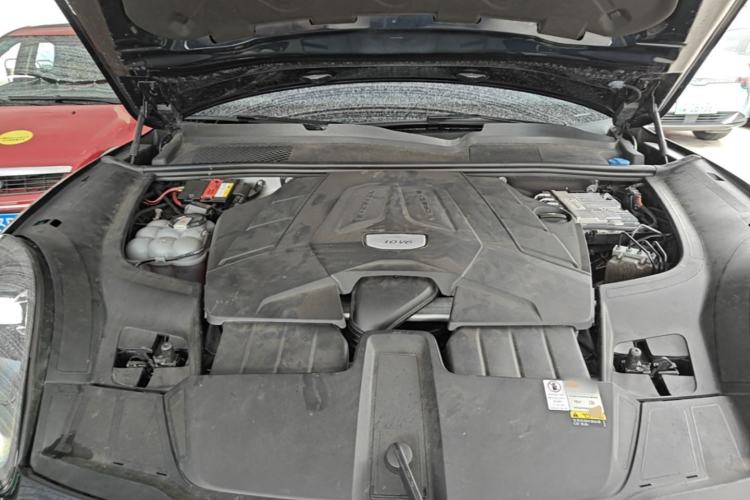 Used Porsche Cayenne 2019 Cayenne 3.0T Engine Bay