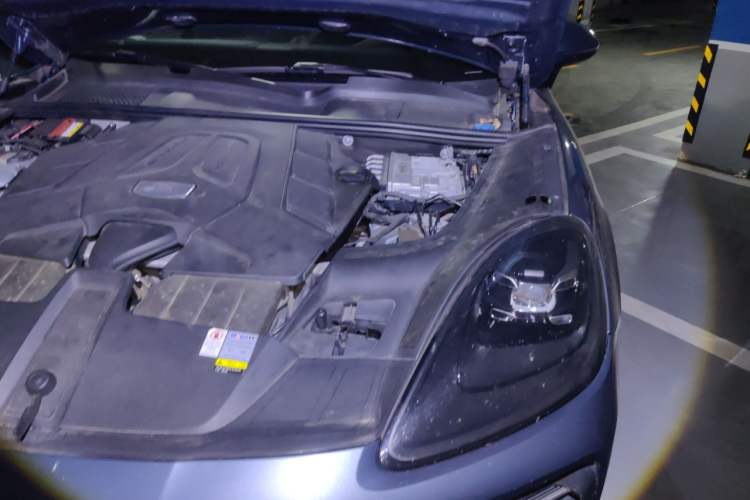 Used Porsche Cayenne 2019 Cayenne 3.0T Engine Bay Left