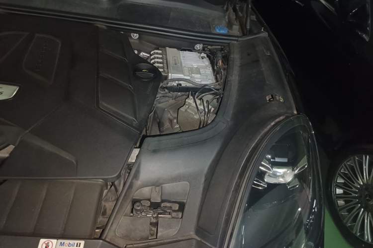 Used Porsche Cayenne 2019 Cayenne 3.0T Engine Bay Left