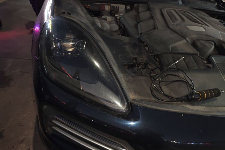 Used Porsche Cayenne 2019 Cayenne 3.0T Engine Bay Right