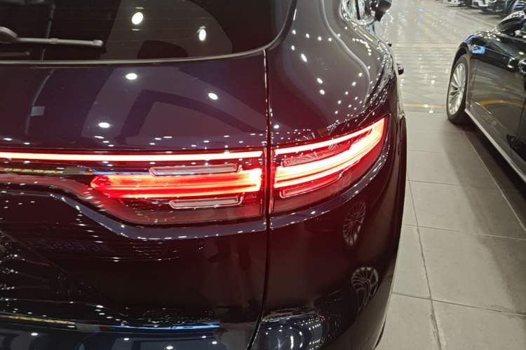 Used Porsche Cayenne 2019 Cayenne 3.0T Exterior 3