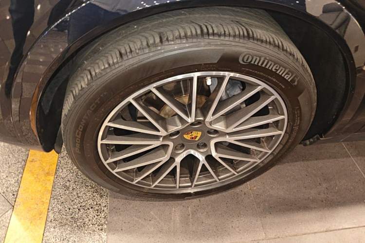 Used Porsche Cayenne 2019 Cayenne 3.0T Exterior 4