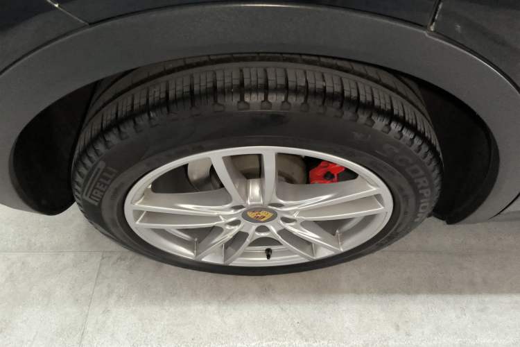 Used Porsche Cayenne 2019 Cayenne 3.0T Exterior 8