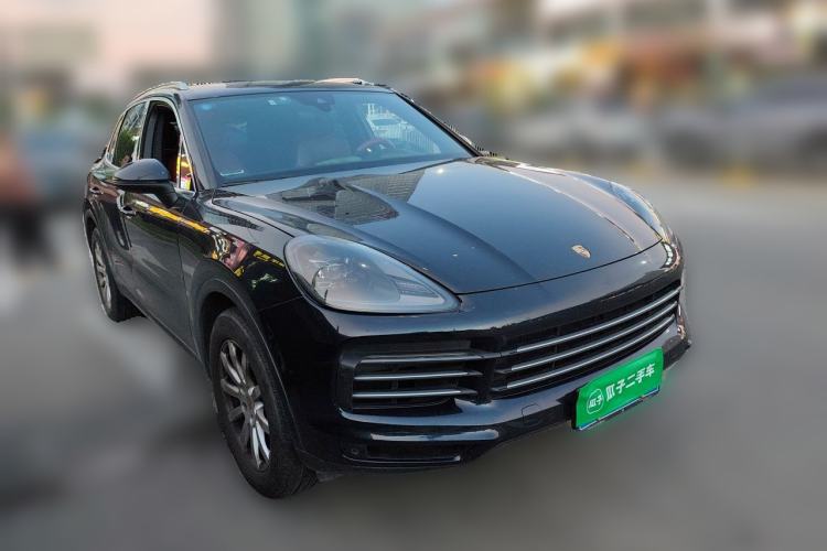 Used Porsche Cayenne 2019 Cayenne 3.0T Front Right 45 Deg