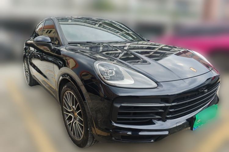 Used Porsche Cayenne 2019 Cayenne Coupé 3.0T Front Right 45 Deg